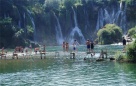 Vodopad Kravica obara rekorde posjećenosti, ali još nije povezan autobusnom linijom s Mostarom